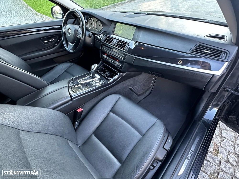 BMW 520 d Auto - 14