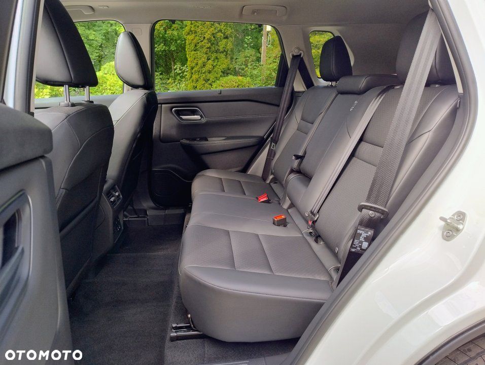 Nissan X-Trail - 25
