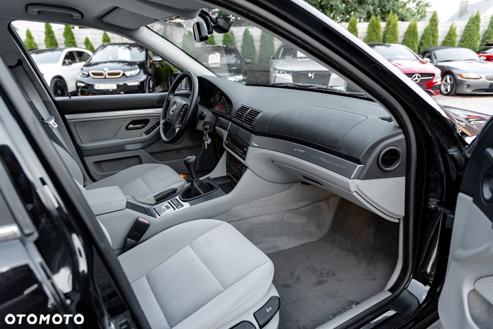 BMW Seria 5 - 23