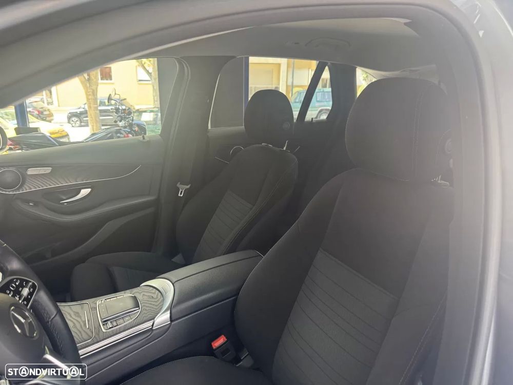 Mercedes-Benz GLC 300 de 4Matic - 32