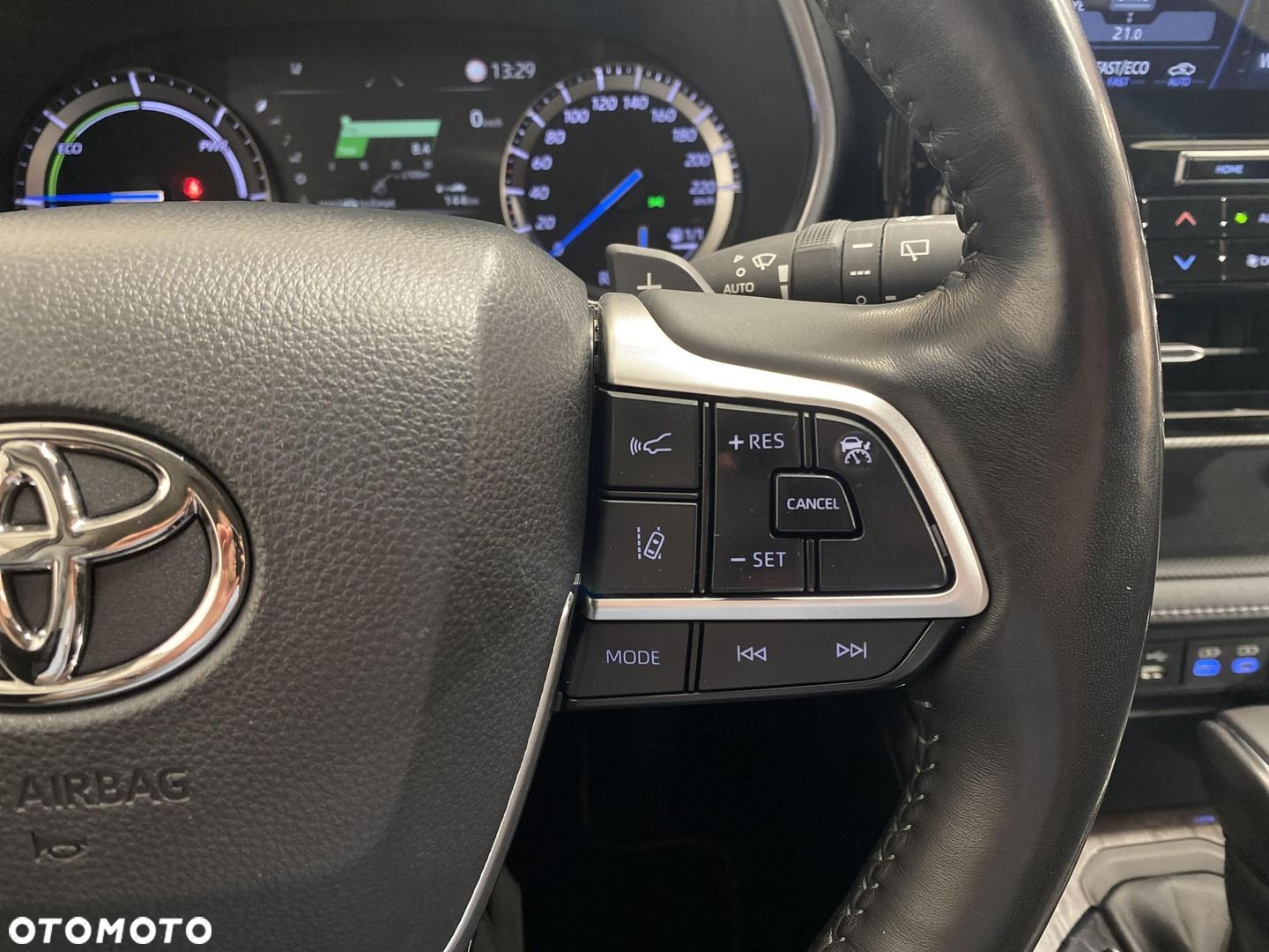 Toyota Highlander - 14