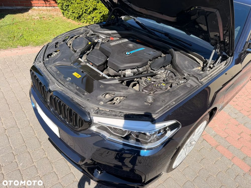 BMW Seria 5 530e iPerformance xDrive - 8