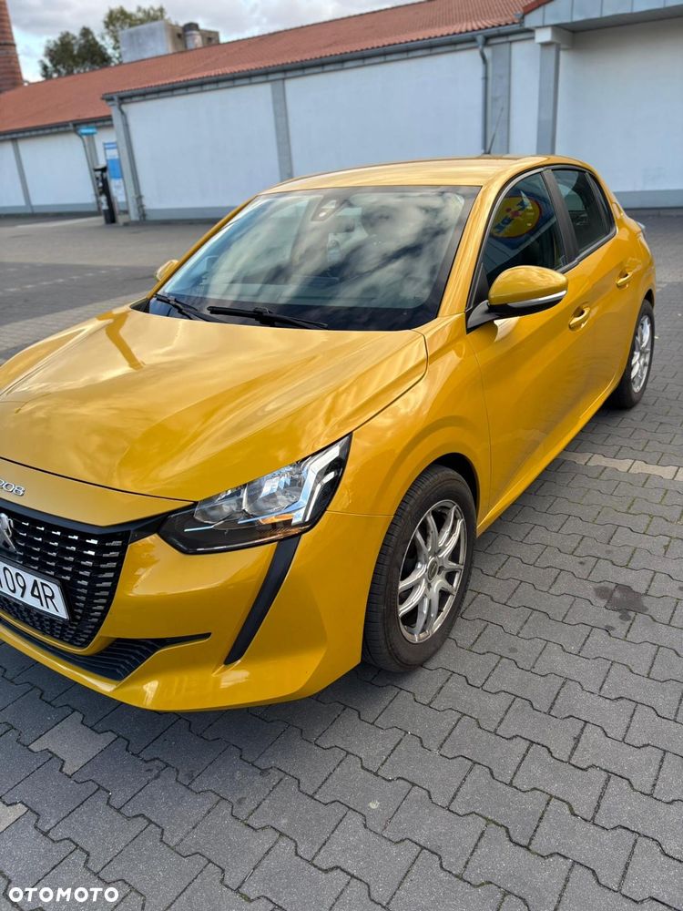 Peugeot 208 - 1