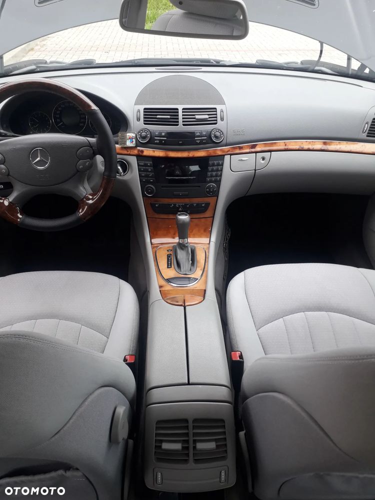 Mercedes-Benz Klasa E - 8