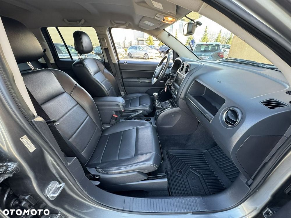 Jeep Compass - 22