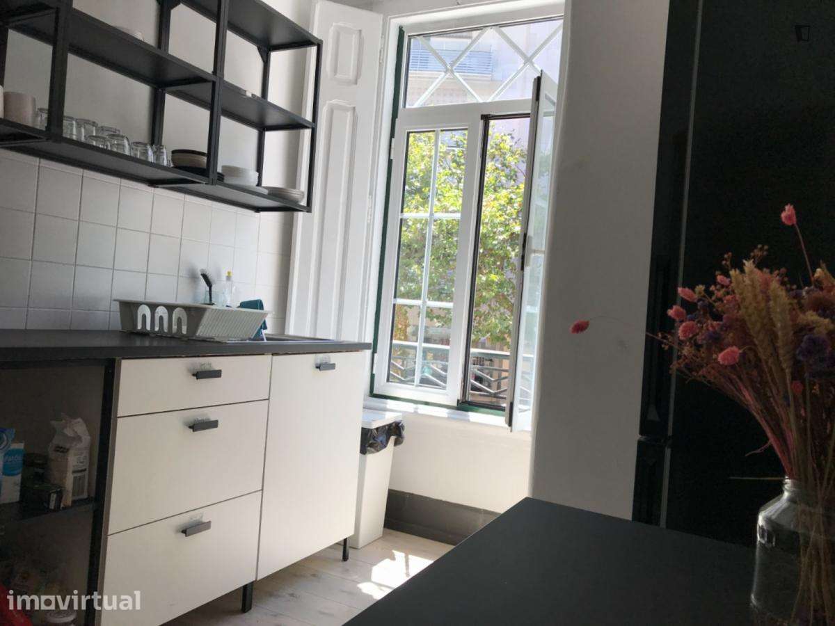 Quarto - localizado em Arroios Lisbon - Grande imagem: 3/11
