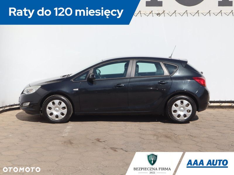 Opel Astra - 4