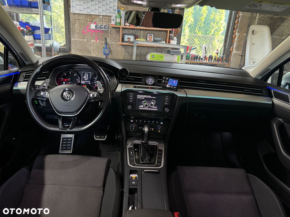 Volkswagen Passat 2.0 TDI BMT Comfortline DSG - 23