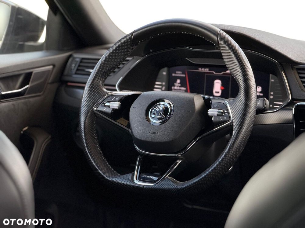 Skoda Superb 2.0 TSI 4x4 Sportline DSG - 17