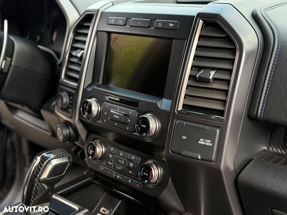 Ford Raptor - 14