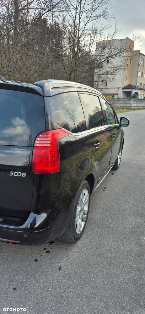 Peugeot 5008 - 6