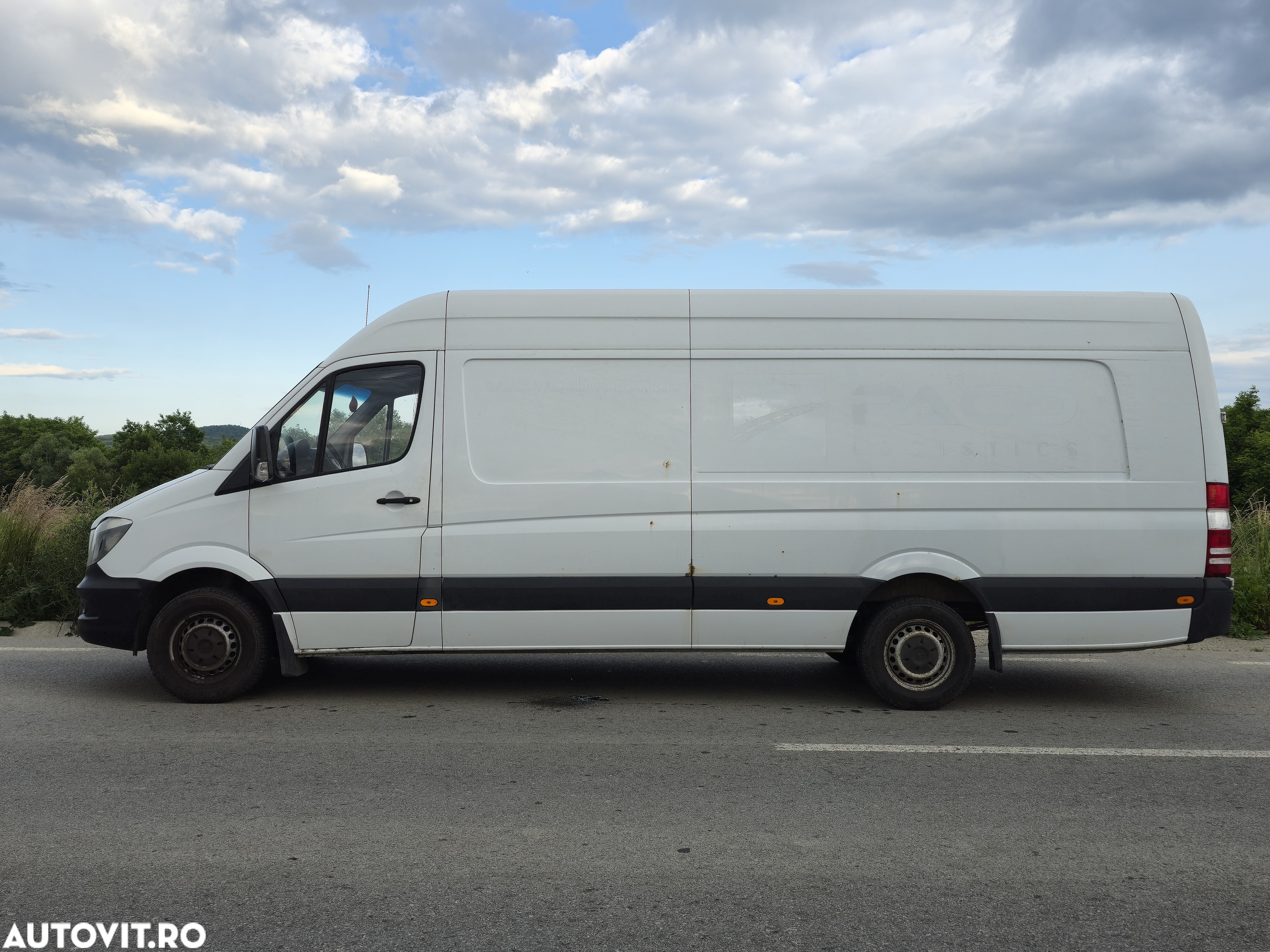 Mercedes-Benz Sprinter - 15