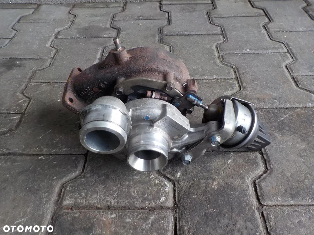 CRAFTER 2.5 TDI ADBLUE TURBO TURBINA SPRĘŻARKA 076145701S - 1