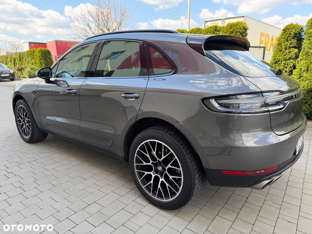 Porsche Macan - 36