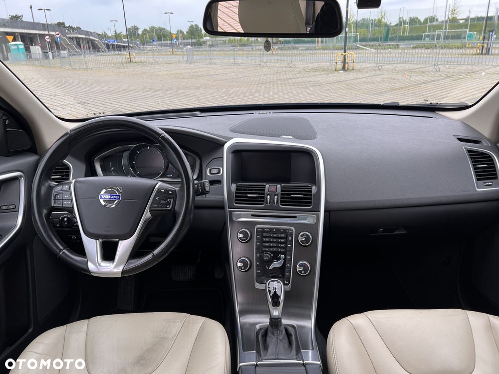 Volvo XC 60 D4 Drive-E Summum - 11