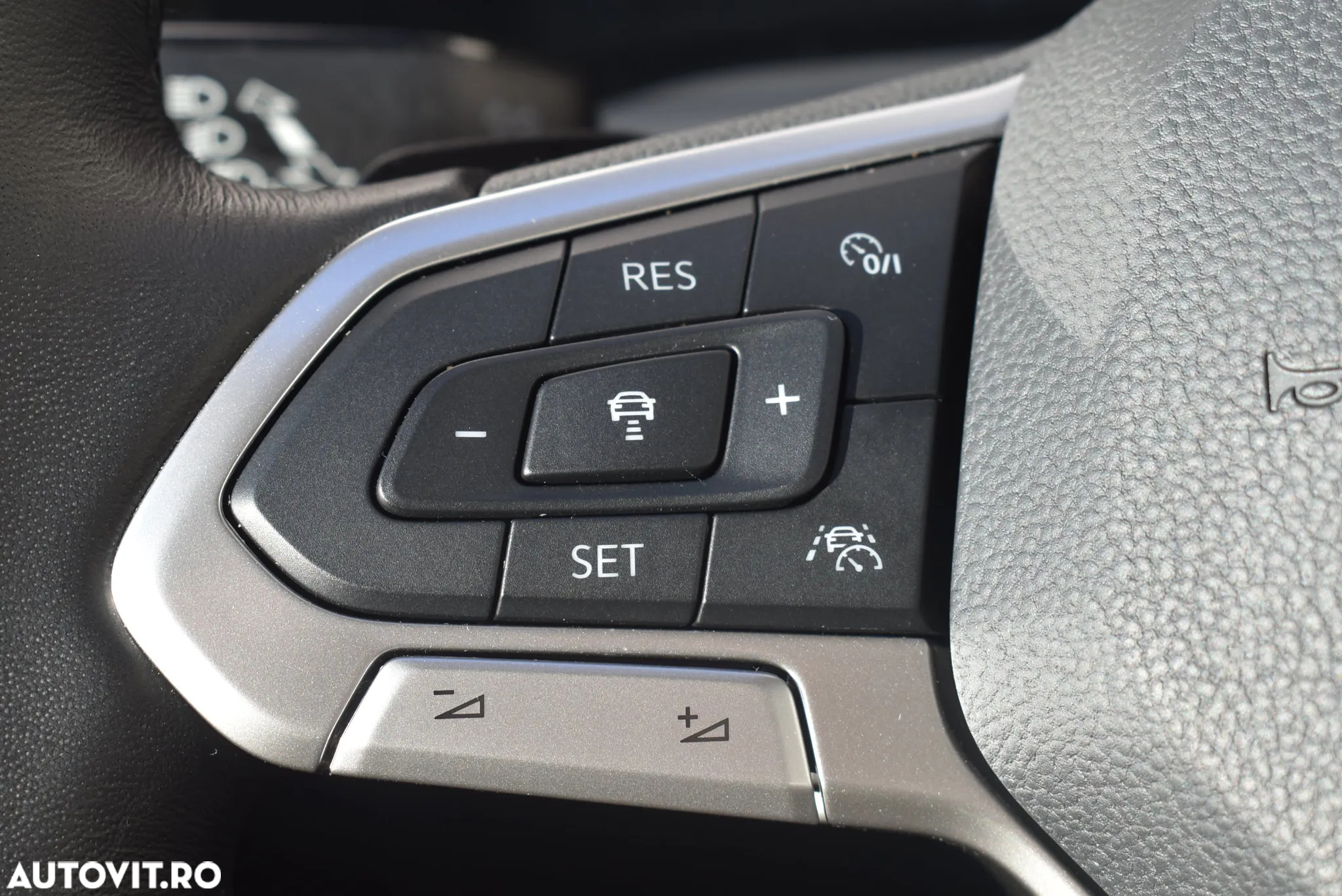 Volkswagen Golf 1.5 eHybrid OPF DSG Style - 15