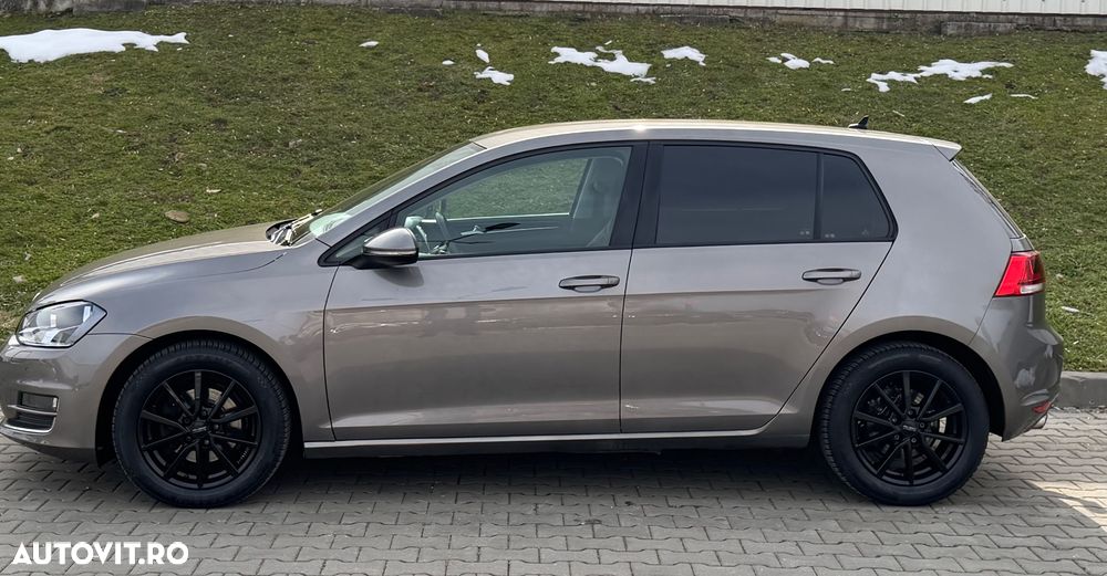 Volkswagen Golf 1.6 TDI DPF DSG MATCH - 25