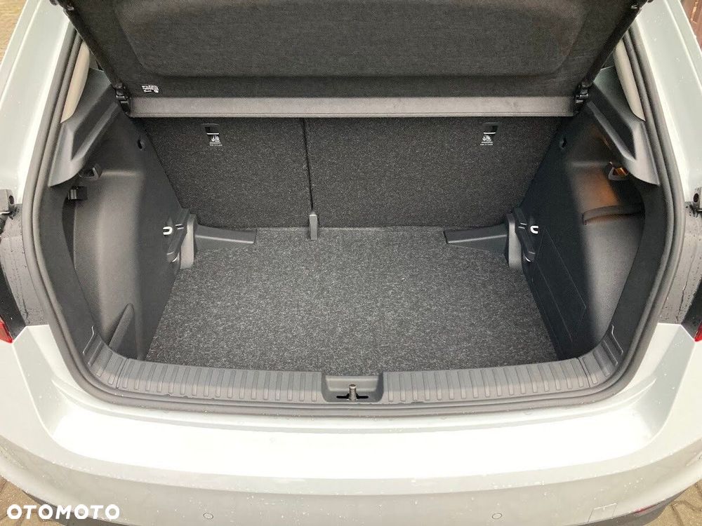 Skoda Fabia 1.0 TSI Drive - 5