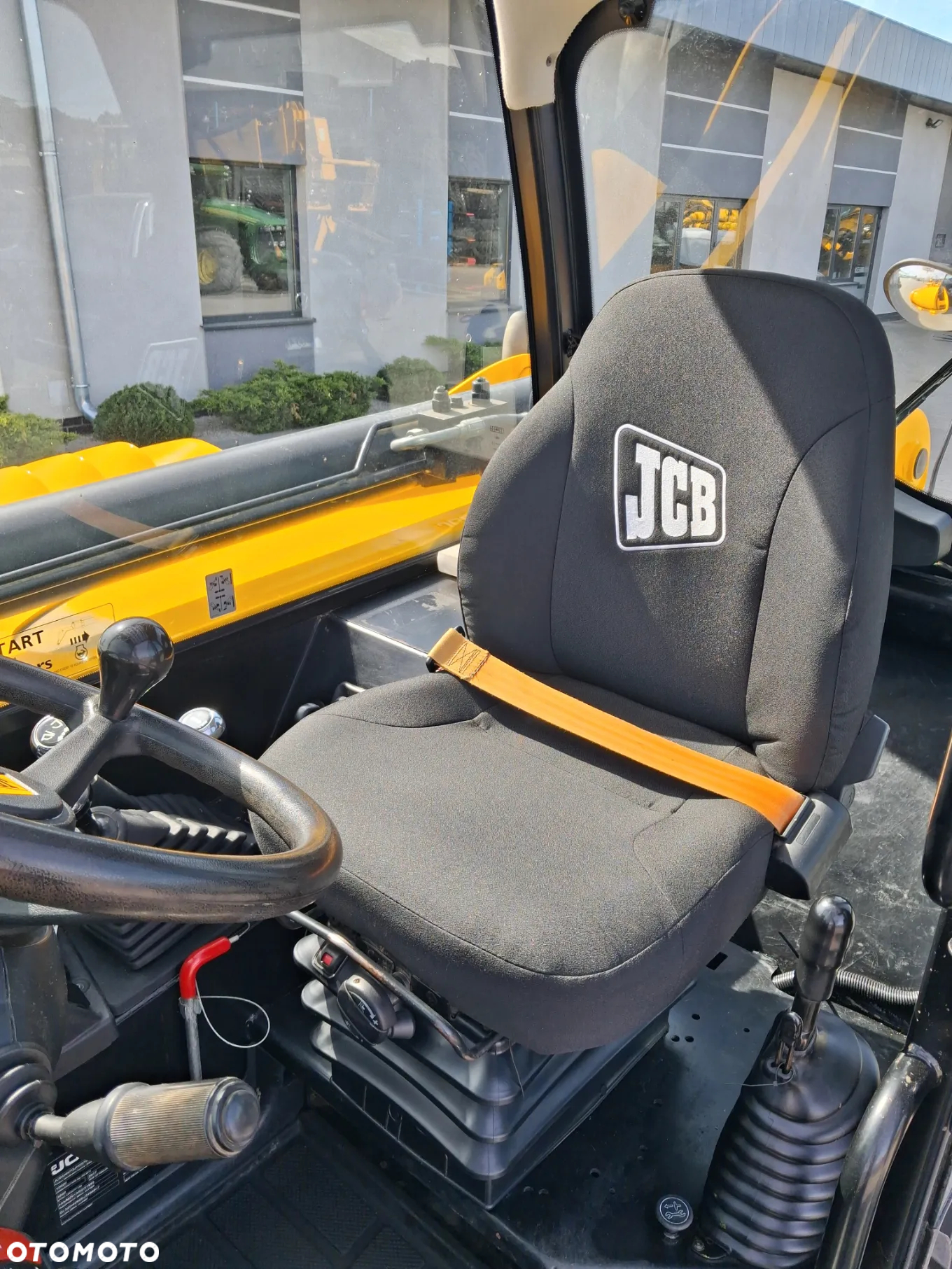 JCB 535 - 125 Hi Viz - 10