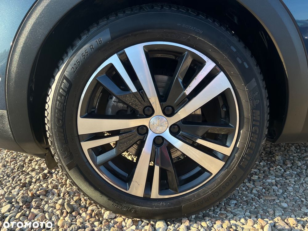 Peugeot 5008 PureTech 130 EAT6 Allure - 34