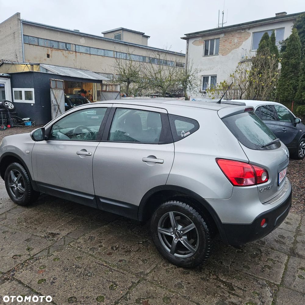 Nissan Qashqai 1.6 visia - 9