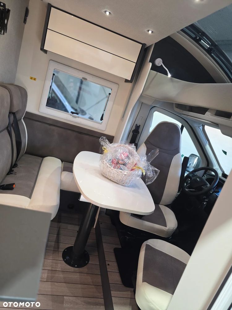 McLOUIS SLIM 339 UKŁAD ŁÓŻEK NIEMIECKICH GARAZ 6,69M 2.0 4 OSOBOWY - 23