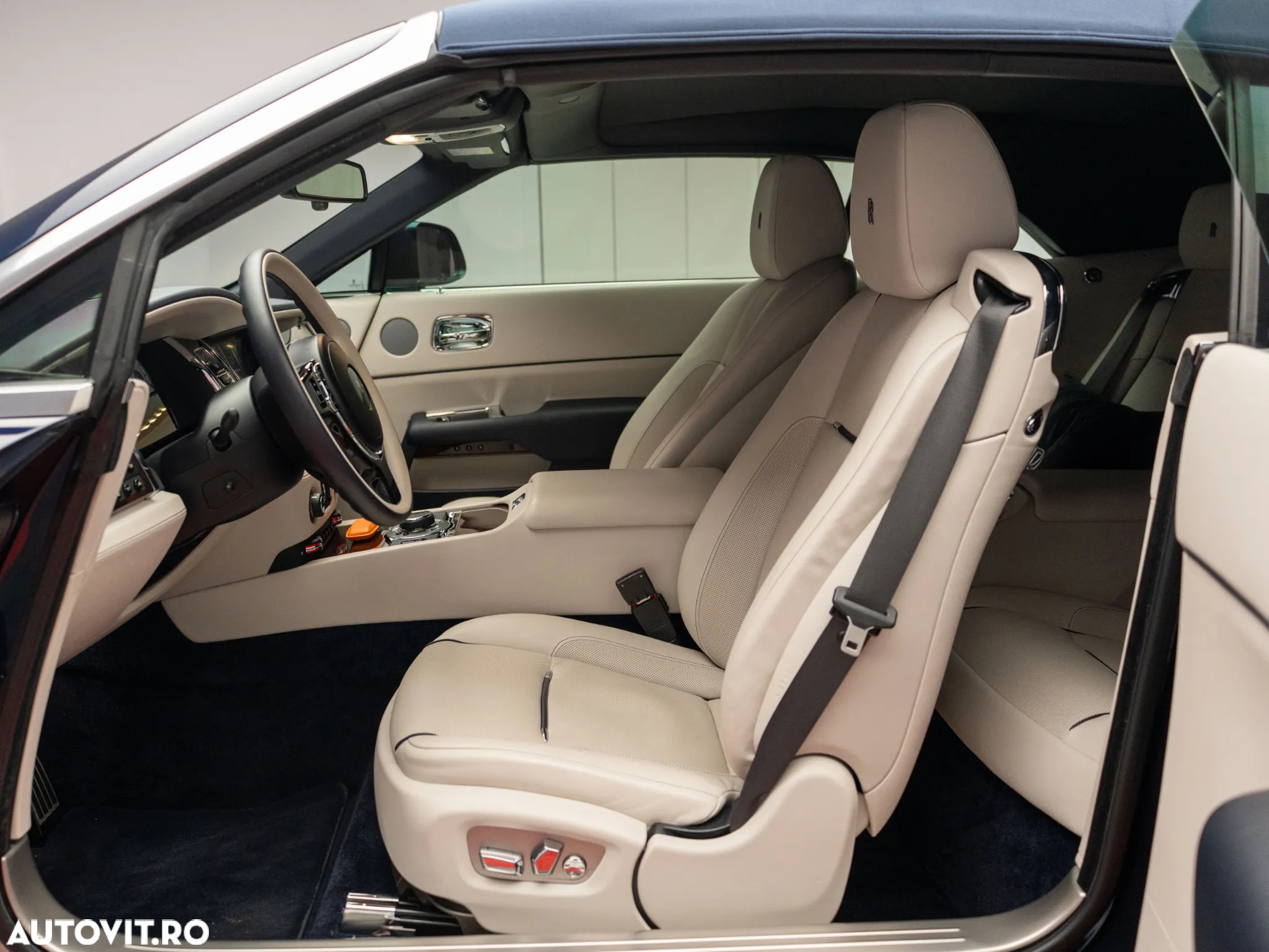 Rolls-Royce Dawn Standard - 14