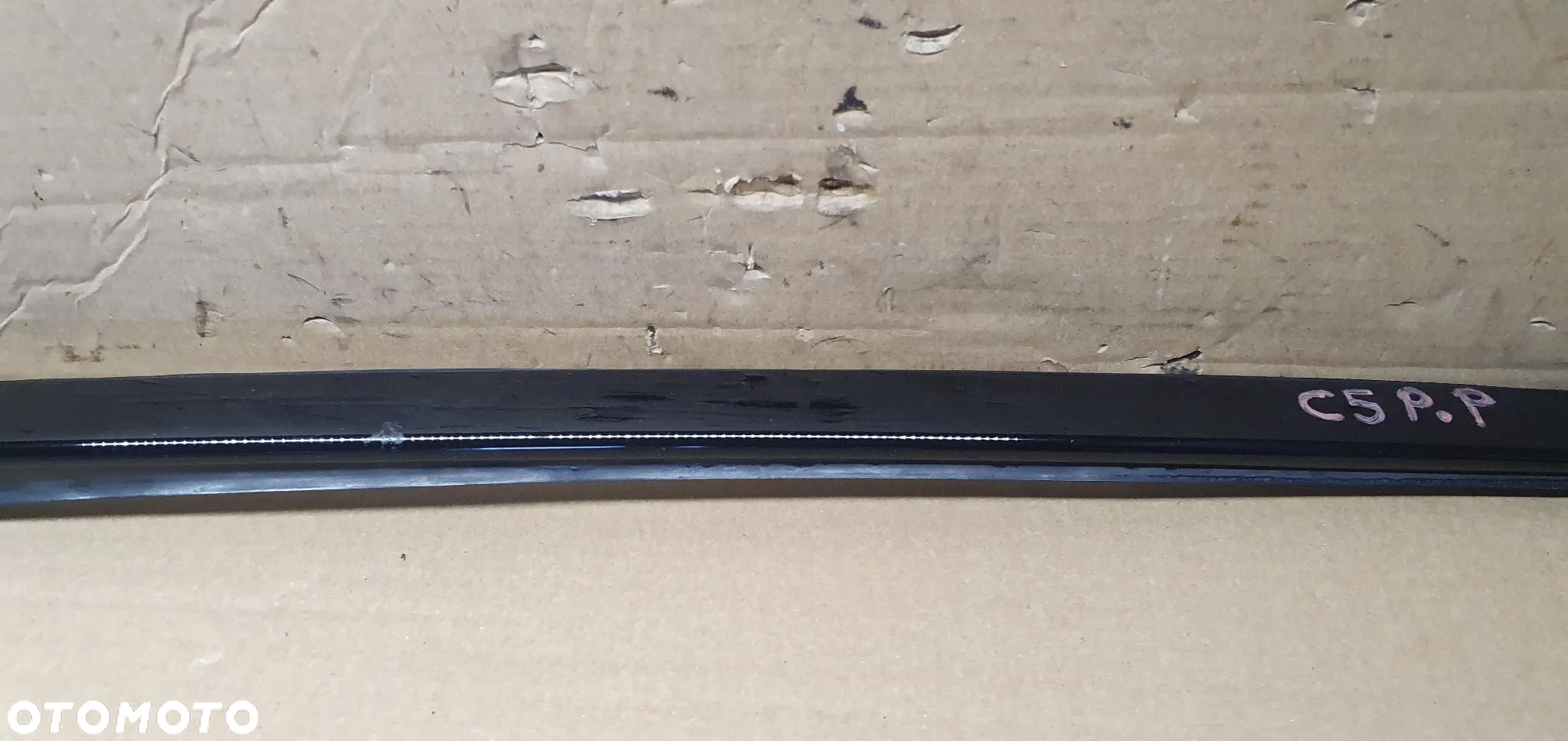 Listwa szyby czołowej prawy przód Citroen C5 III 9659145880 - 3