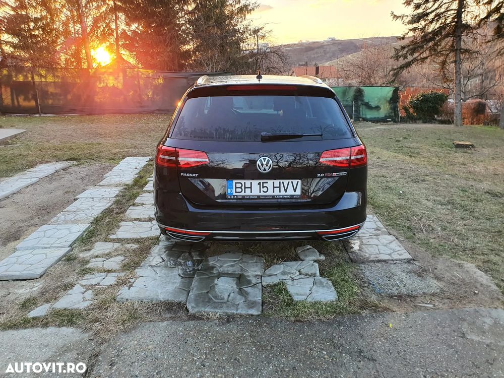 Volkswagen Passat 2.0 TDI SCR 4Motion DDG Highline - 23