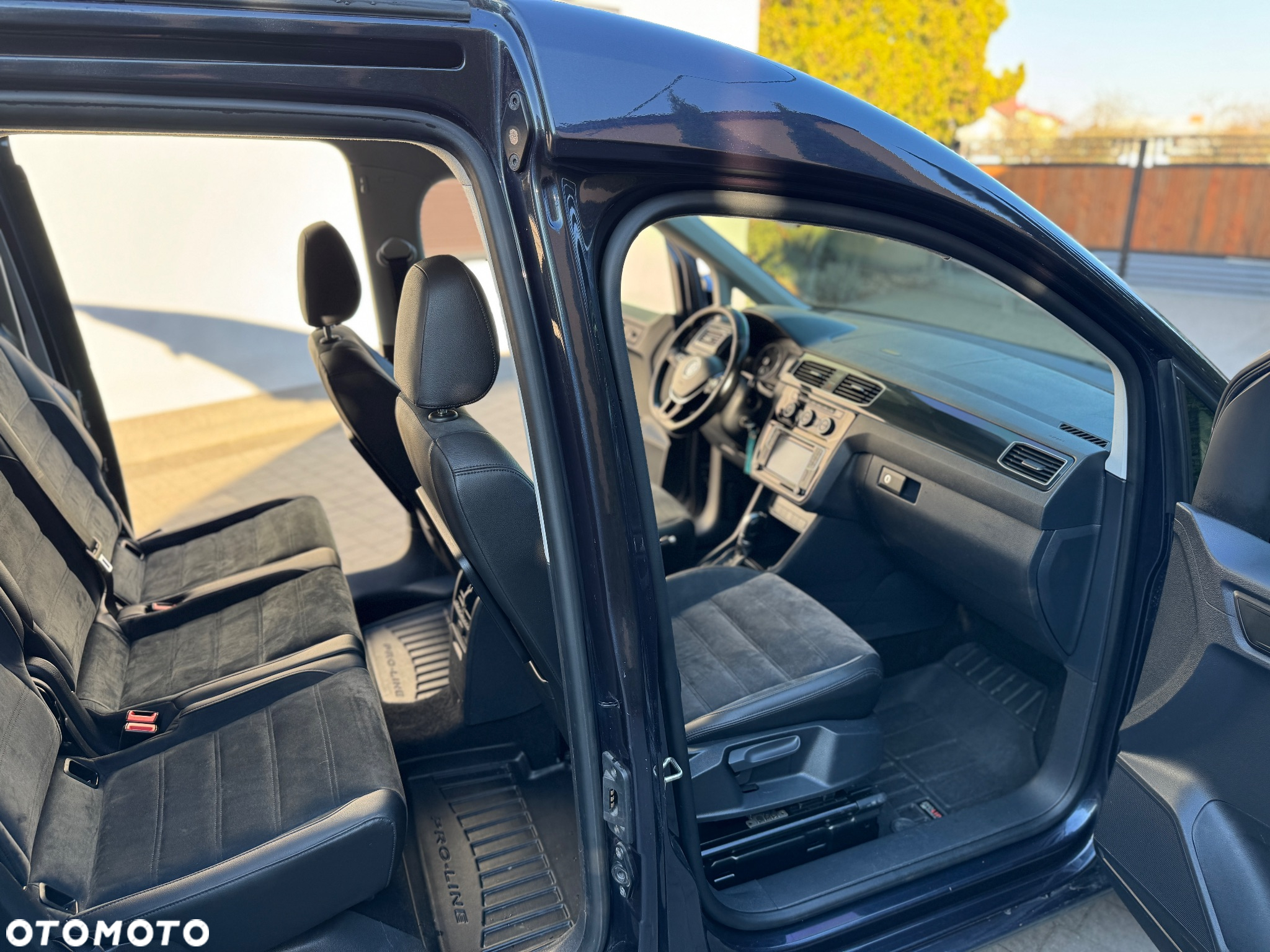 Volkswagen Caddy 2.0 TDI Highline DSG - 9
