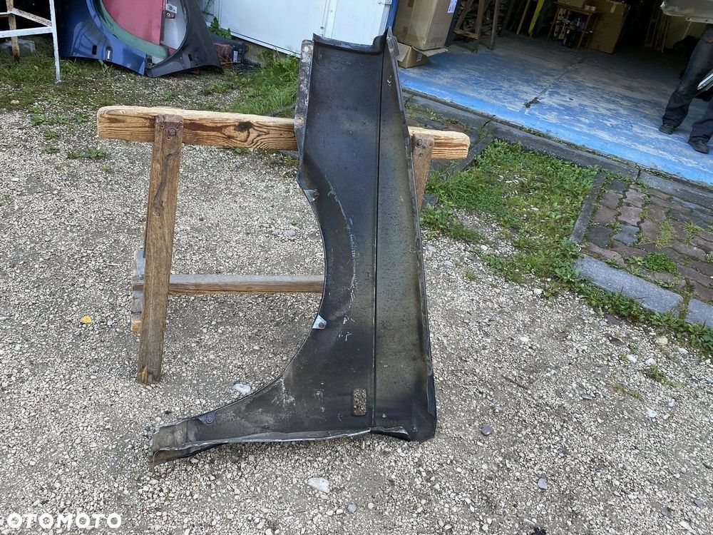 BŁOTNIK PRZEDNI PRAWY VW PASSAT B3 357821106 - 4