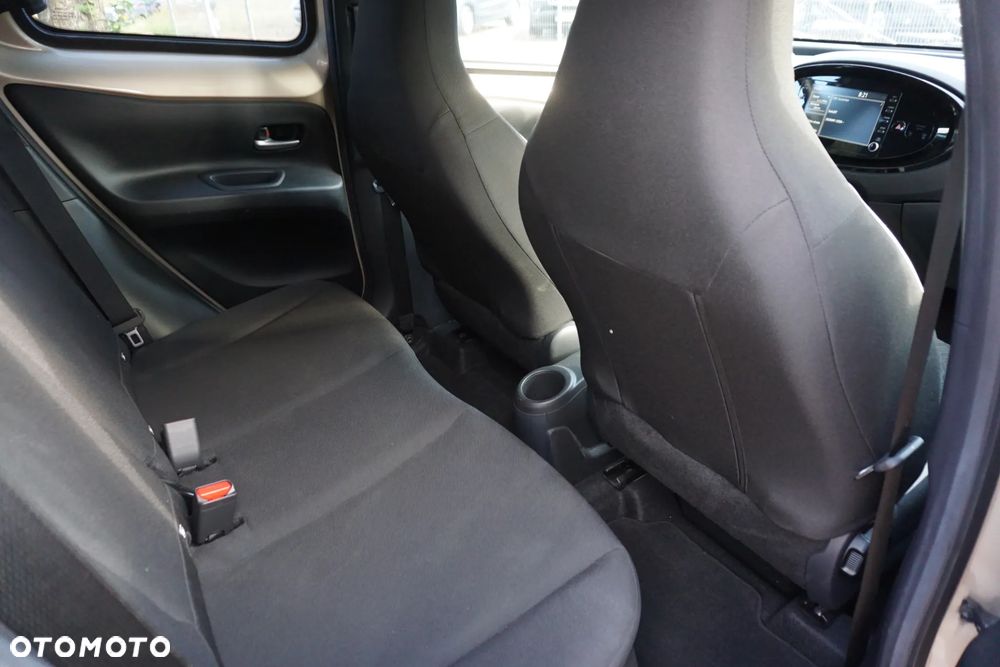 Toyota Aygo x-style - 10