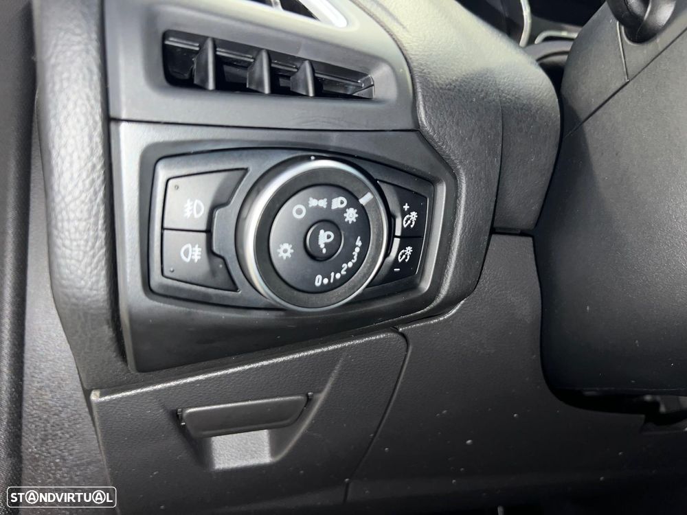 Ford Focus 1.5 TDCi Titanium - 17