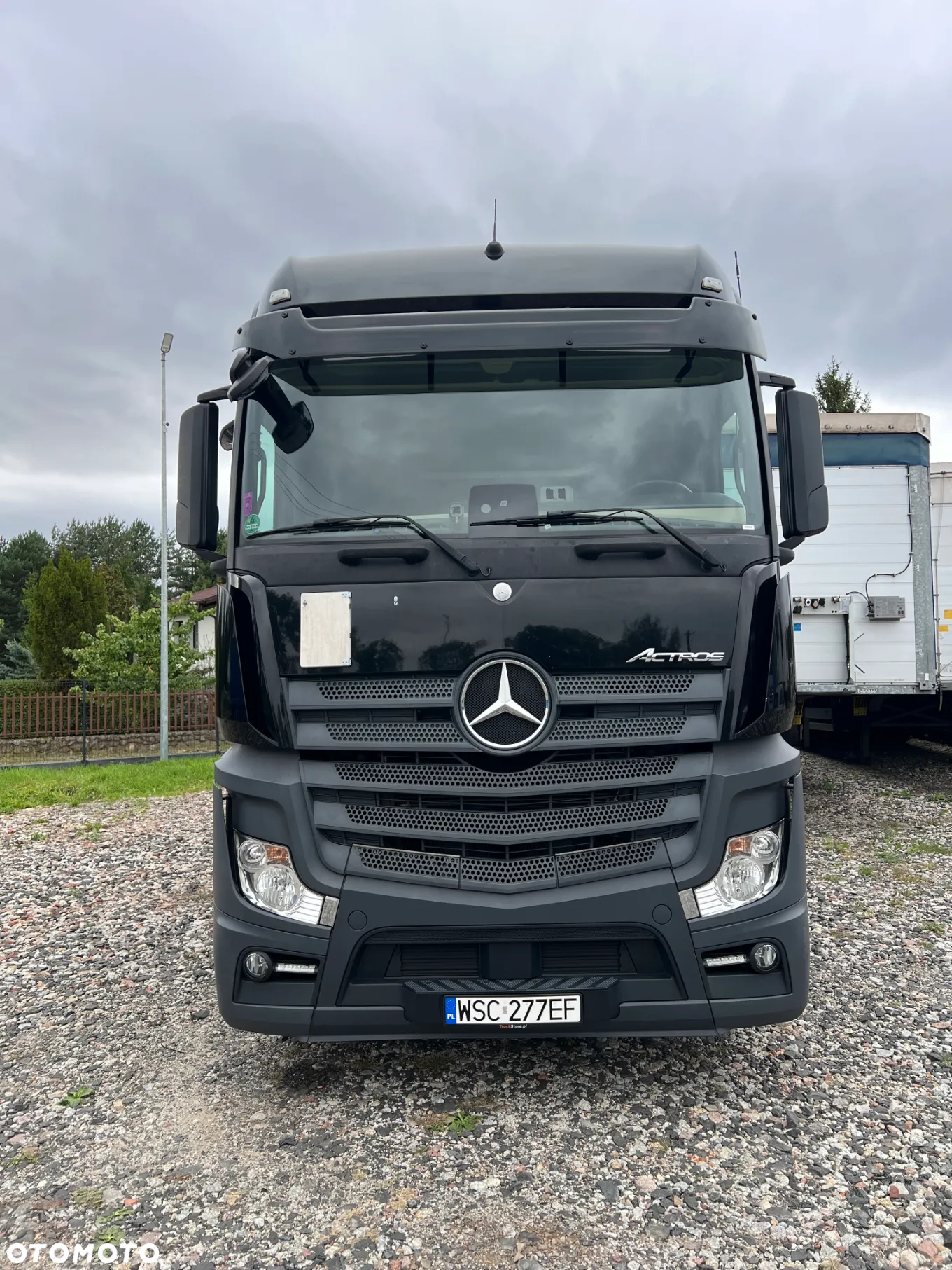 Mercedes-Benz Actros - 7