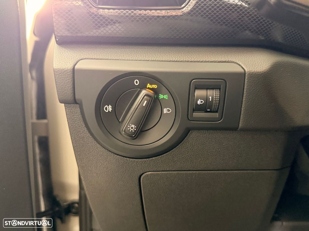 VW T-Cross 1.0 TSI Life DSG - 23