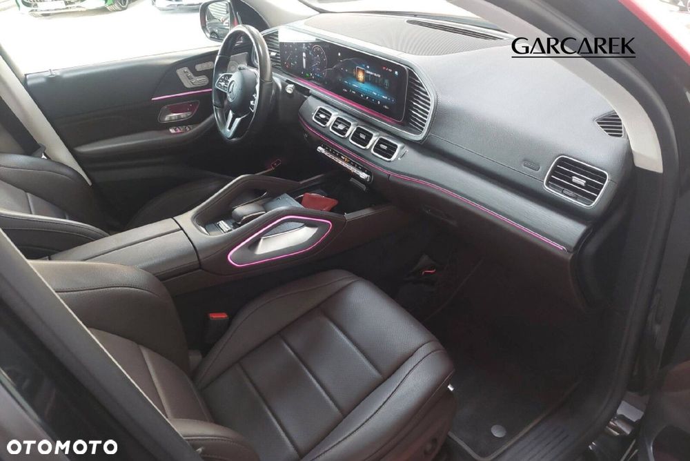 Mercedes-Benz GLS - 22