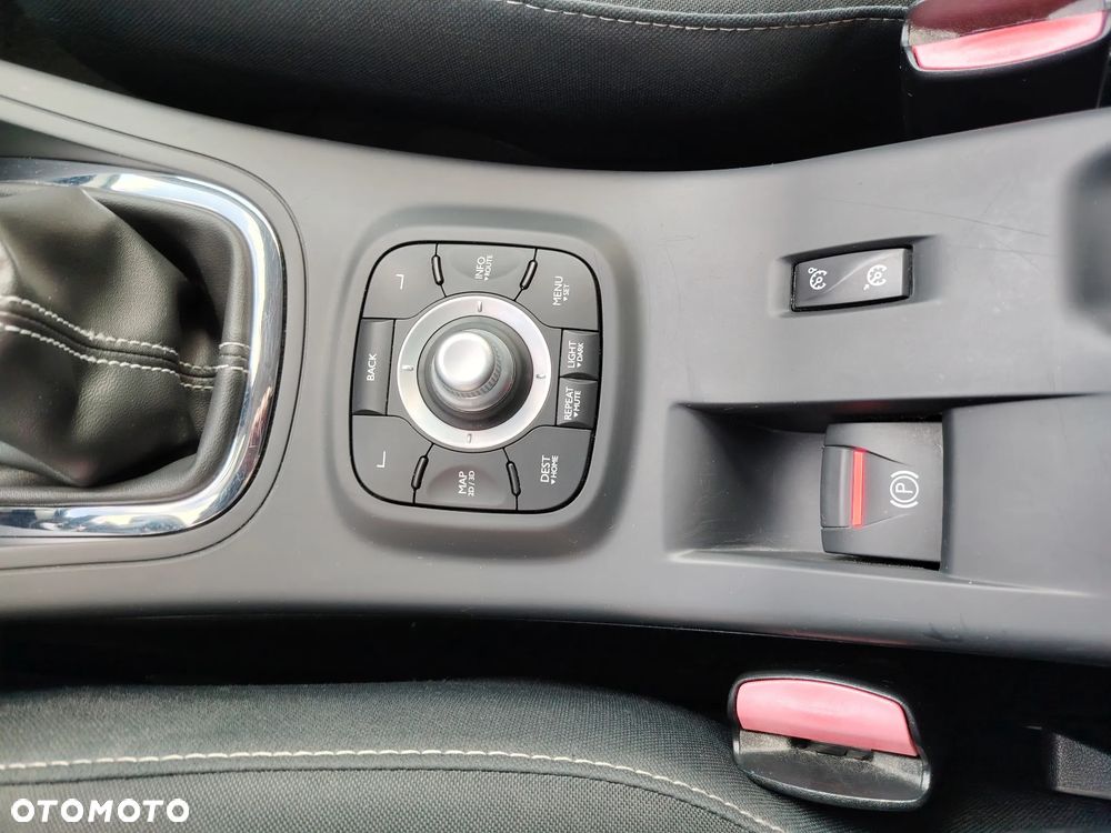 Renault Megane 1.2 16V TCe Energy Limited - 13