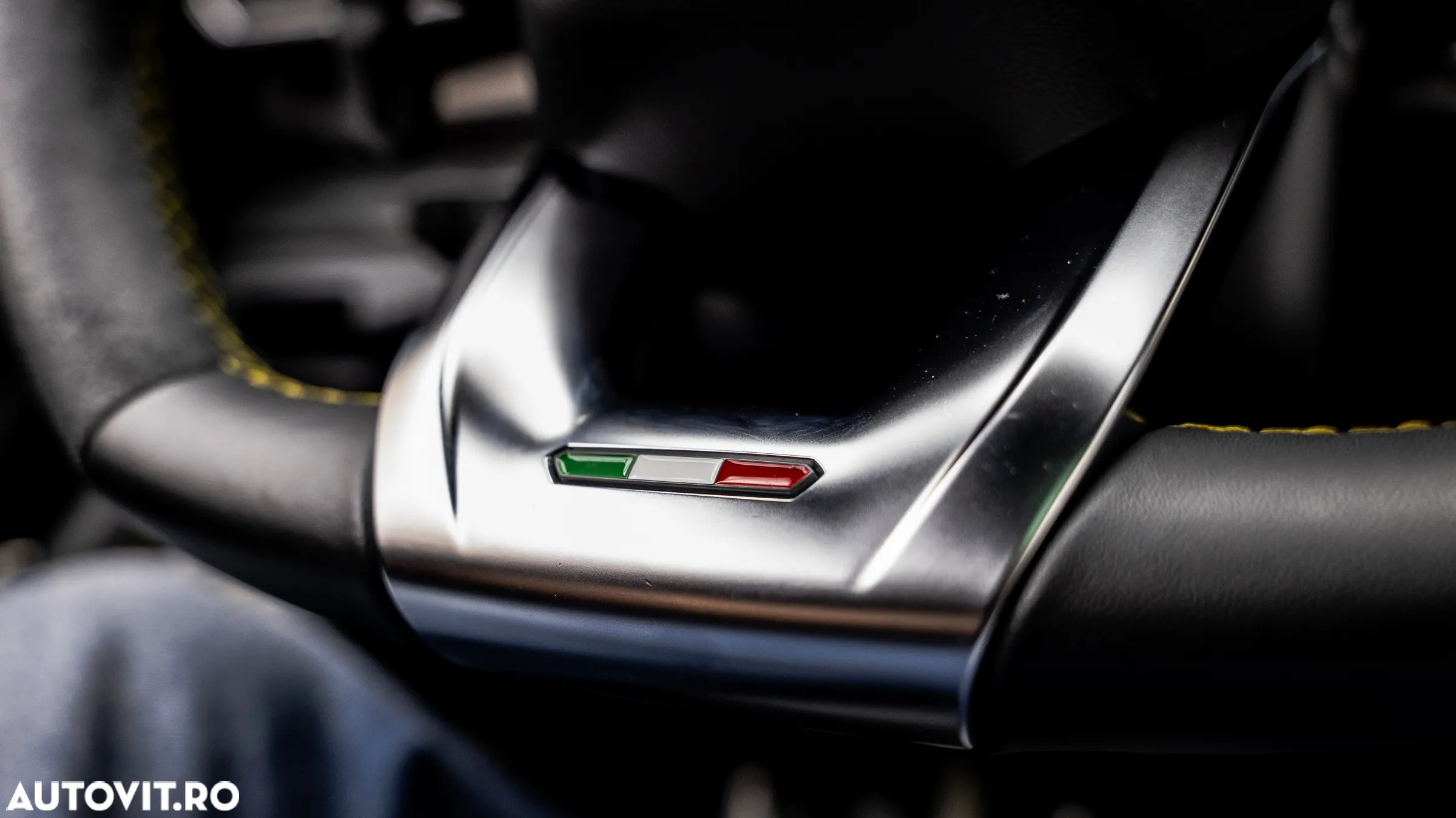 Lamborghini URUS Standard - 37