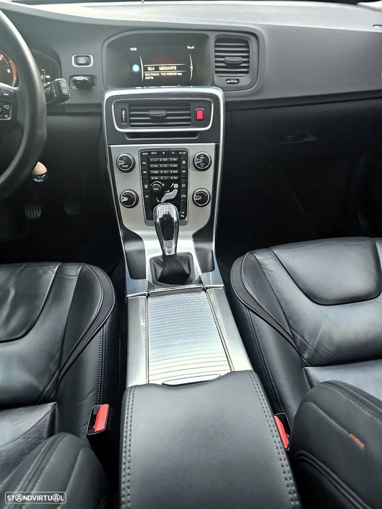 Volvo V60 D3 Ocean Race - 28