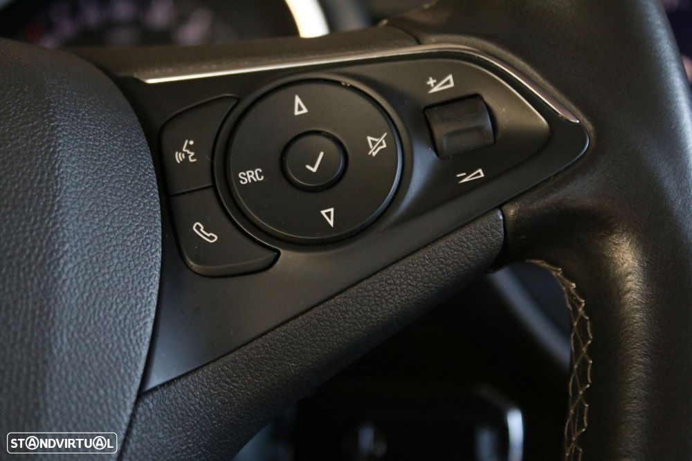 Opel Crossland 1.2 T Business - 19