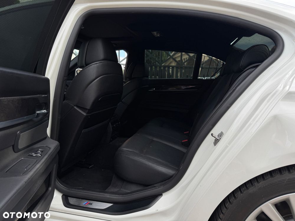 BMW Seria 7 - 9