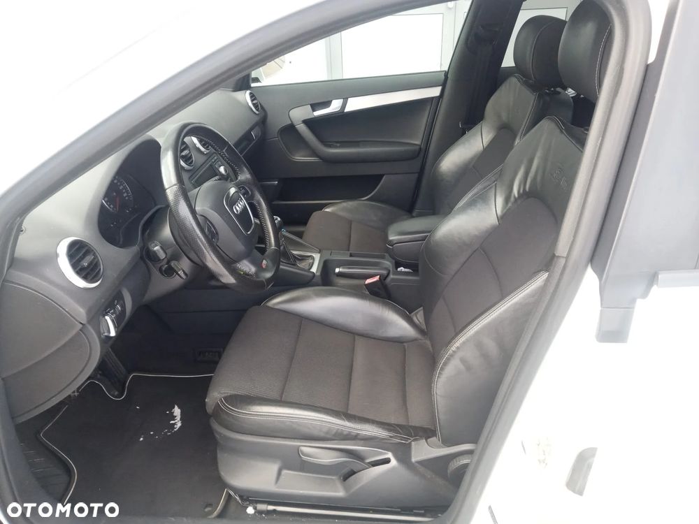 Audi A3 Sportback 2.0 TDI DPF S line Sportpaket (plus) - 9