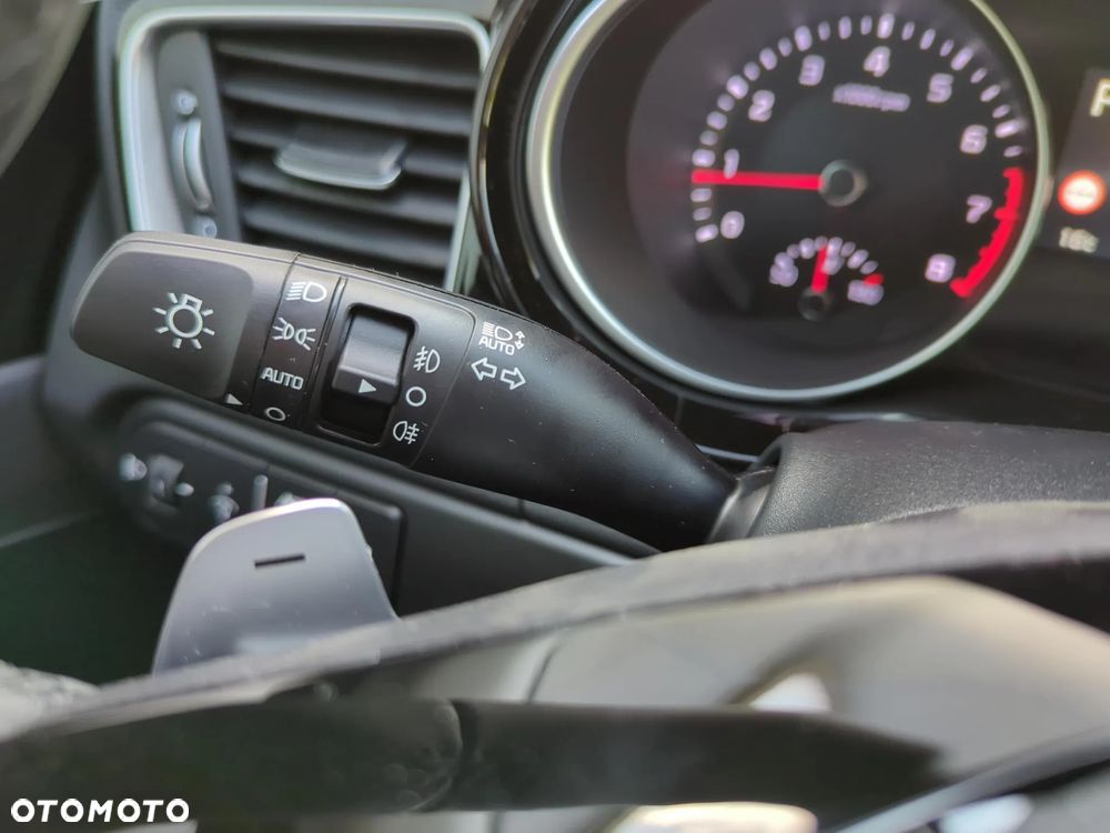 Kia Ceed 1.5 T-GDI Tribute DCT - 13