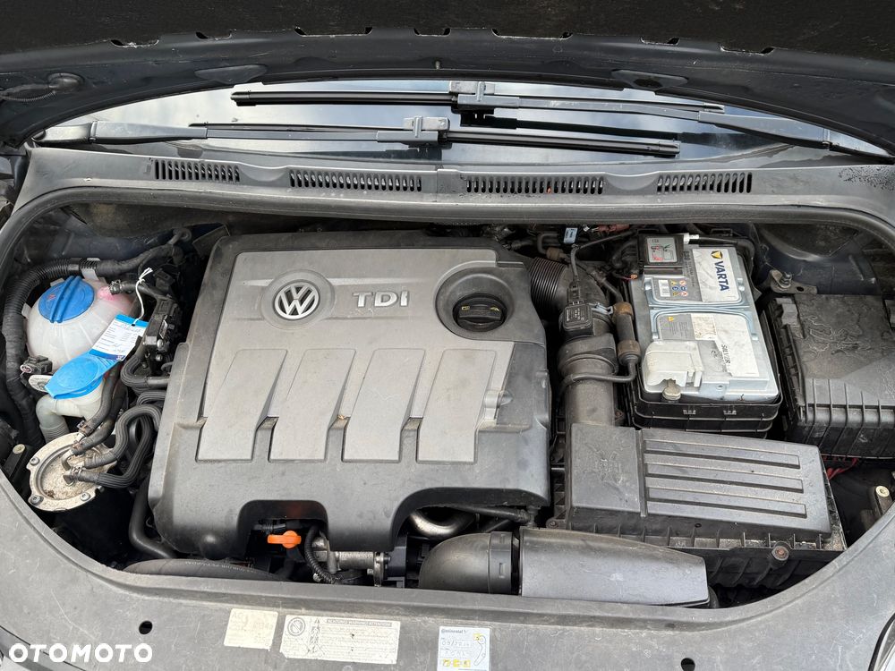 Volkswagen Golf Plus 1.6 TDI Highline - 21