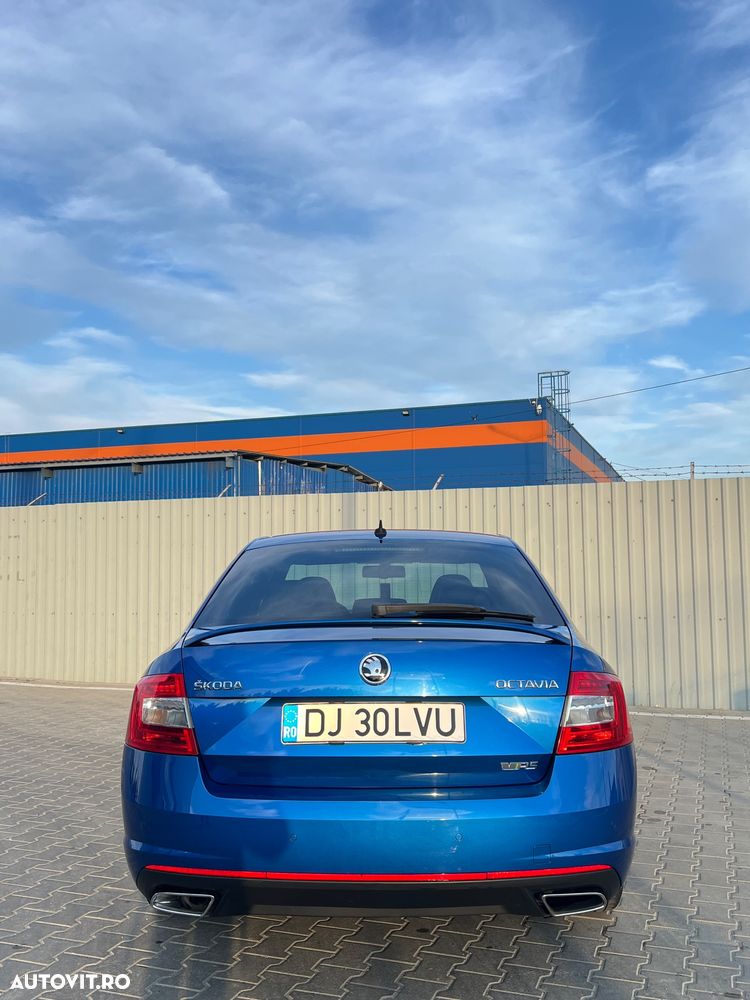 Skoda Octavia 2.0 TDI RS - 11
