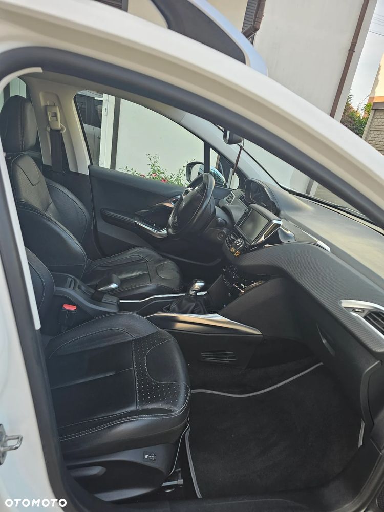 Peugeot 2008 1.2 Pure Tech Access - 14