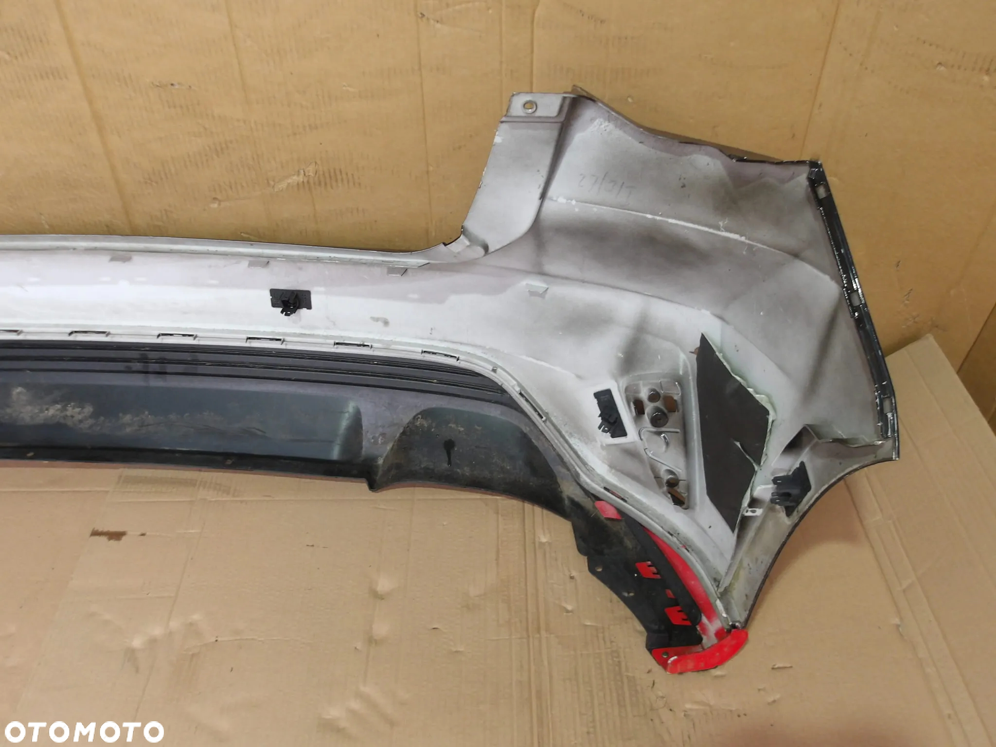 ZDERZAK TYLNY TYL FORD FOCUS MK4 HB ST 6PDC - 11