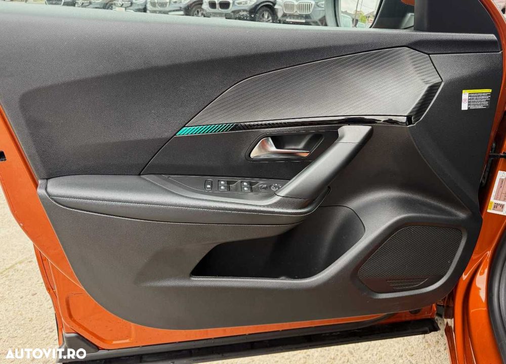 Peugeot 2008 1.5 BlueHDI 130 S&S EAT8 Allure - 15