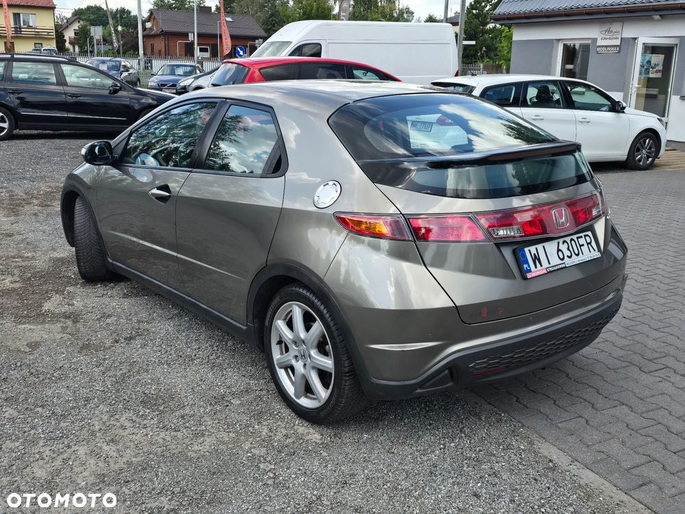 Honda Civic 1.4i-DSi - 4