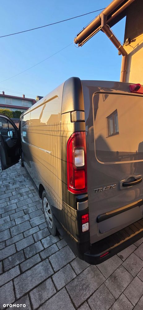 Renault Trafic - 26